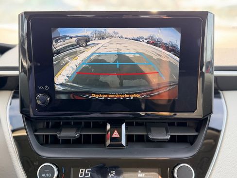 Used 2023 Toyota Corolla LE image 16