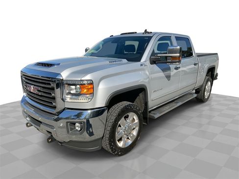 Certified 2019 GMC Sierra 2500 SLT w/ Duramax Plus Package image 2