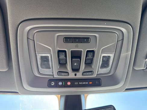 Used 2021 Chevrolet Silverado 1500 LT Trail Boss w/ Convenience Package II AWD/4WD image 27