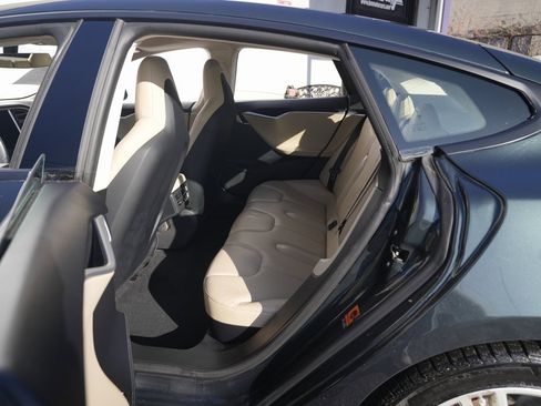 Used 2013 Tesla Model S Performance image 22