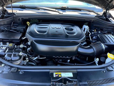 Used 2017 Jeep Grand Cherokee Overland AWD/4WD image 32