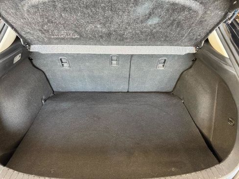 Used 2014 MAZDA MAZDA3 i Grand Touring FWD image 25