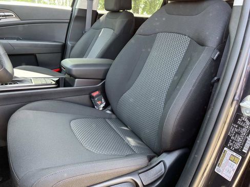 New 2026 Kia Sportage LX FWD image 25