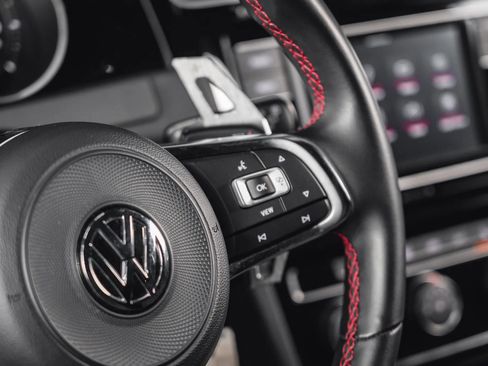 Used 2020 Volkswagen GTI S FWD image 40