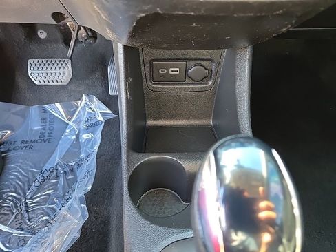 Used 2021 Chevrolet Spark LT image 29