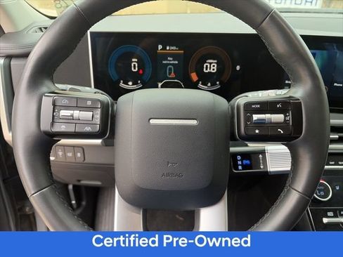 Used 2025 Hyundai Santa Fe SEL AWD/4WD image 12