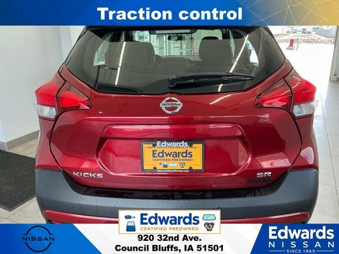 Used 2018 Nissan Kicks SR FWD image 8