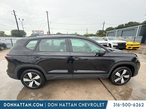 Used 2025 Volkswagen Taos S AWD/4WD image 5