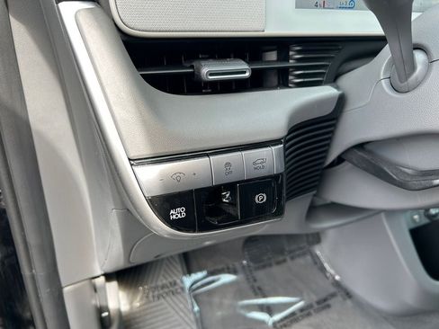 Used 2024 Hyundai Ioniq 5 SEL image 21