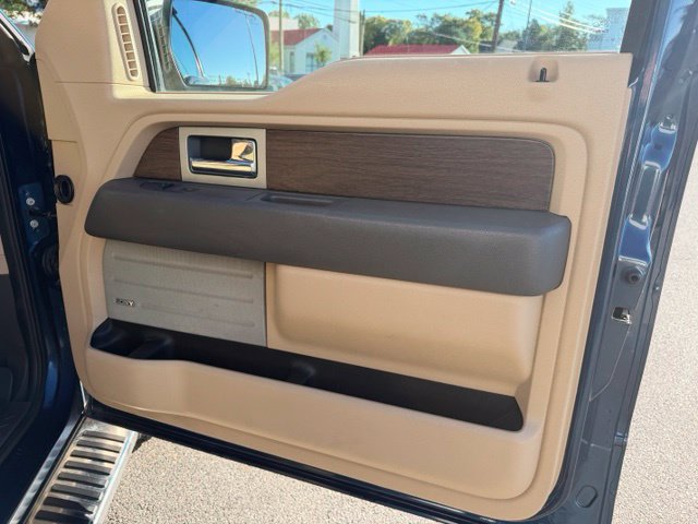 Used 2014 Ford F150 Lariat w/ Equipment Group 502A Luxury AWD/4WD image 29