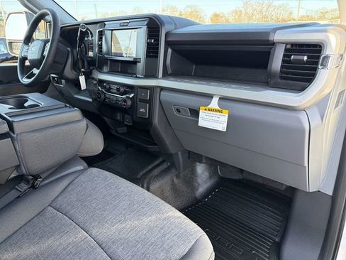 New 2026 Ford F450 XL w/ 360-Degree Camera Package image 24