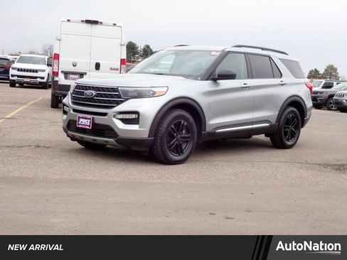 Used 2022 Ford Explorer XLT w/ Equipment Group 202A image 1