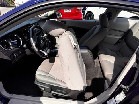 Used 2011 Ford Mustang Coupe w/ 101A Rapid Spec Order Code RWD image 13