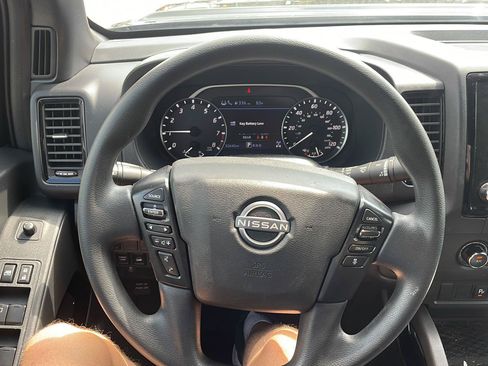 Used 2023 Nissan Frontier SV w/ Midnight Edition Package AWD/4WD image 10