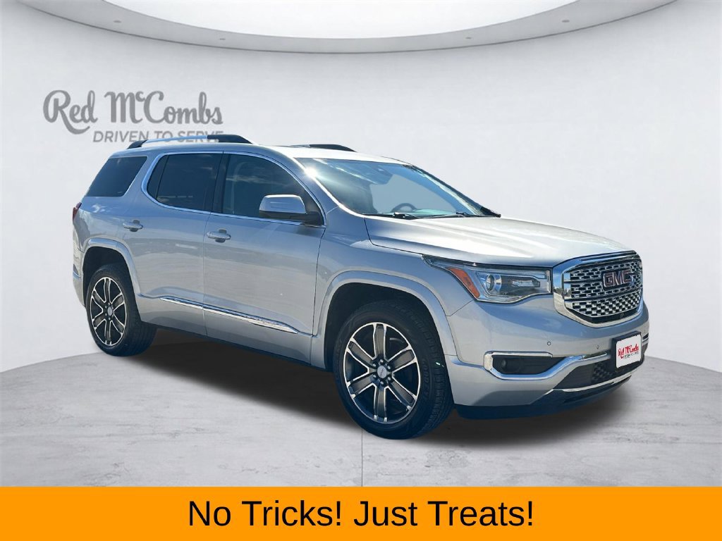 Used 2019 GMC Acadia Denali w/ Technology Package FWD image 3