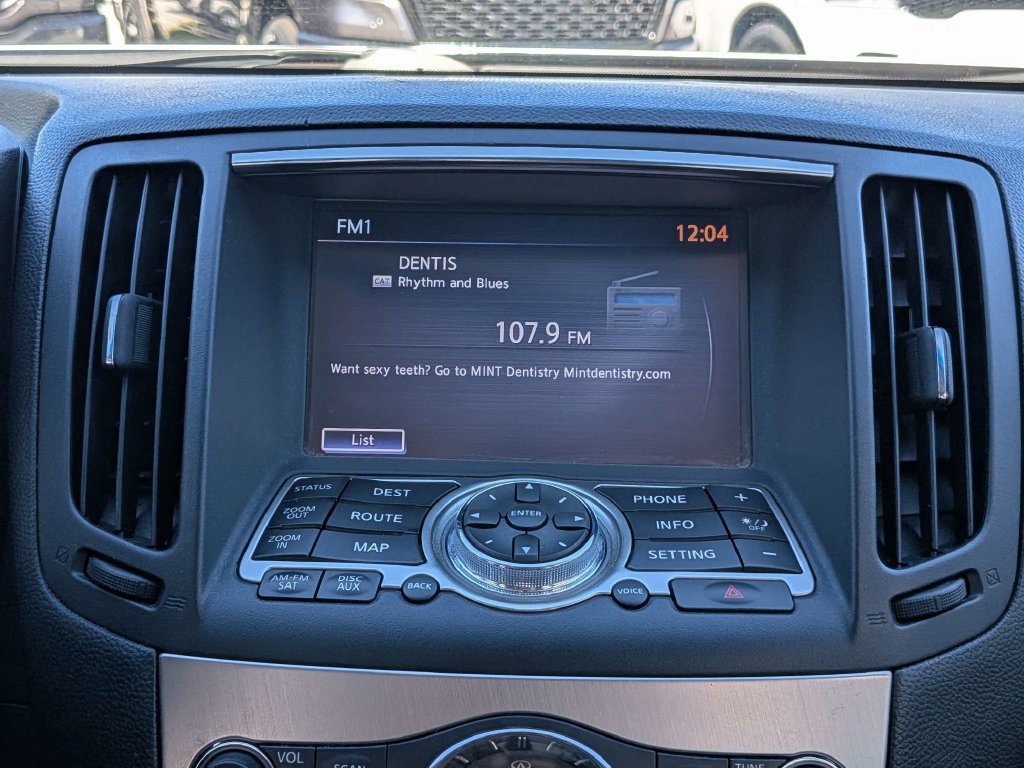 Used 2015 INFINITI Q40 w/ Navigation Package RWD image 16
