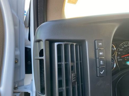 New 2026 Chevrolet Express 2500 image 16