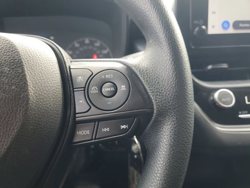 Used 2023 Toyota Corolla LE FWD image 21