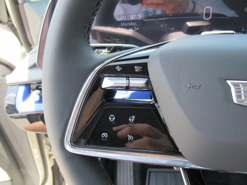 New 2027 Cadillac Optiq Luxury RWD image 24