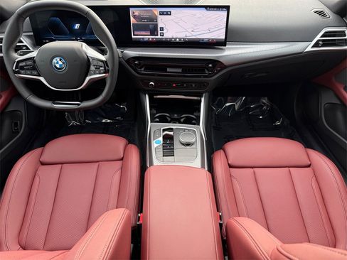 Used 2025 BMW i4 xDrive40i w/ Premium Package image 10