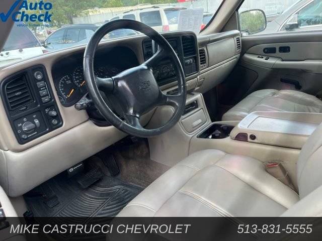 Used 2001 Chevrolet Suburban LT w/ LT Preferred Equipment Group AWD/4WD image 6