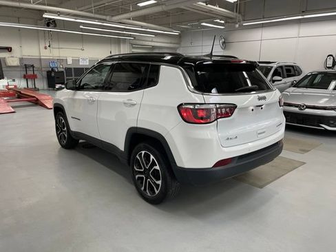 Used 2022 Jeep Compass Limited AWD/4WD image 2