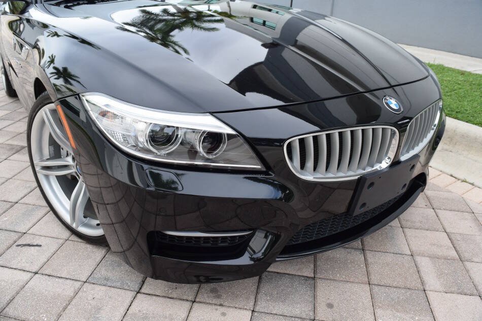 Used 2014 BMW Z4 sDrive35is RWD image 10