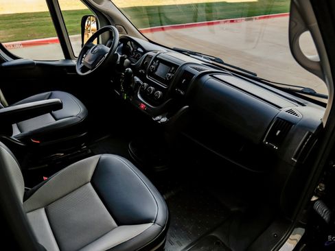 Used 2020 RAM ProMaster 2500 image 39