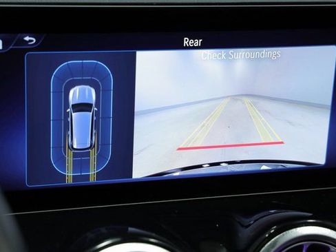 Used 2024 Mercedes-Benz GLB 250 image 21