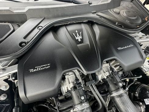 Used 2024 Maserati GranTurismo Trofeo AWD/4WD image 35