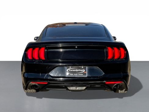 Used 2019 Ford Mustang Coupe image 8