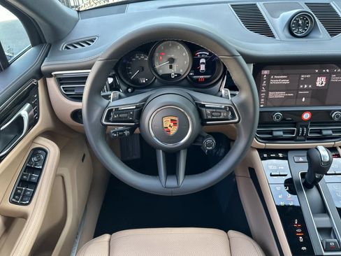 New 2026 Porsche Macan S image 15
