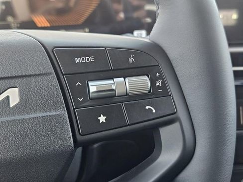 New 2026 Kia Sportage EX image 19
