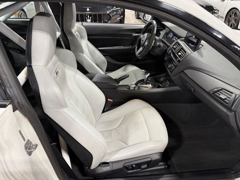 Used 2016 BMW M2 RWD image 48