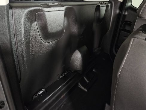 Used 2022 Chevrolet Colorado LT w/ Fleet Safety Package RWD image 21