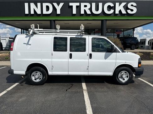 Used 2018 Chevrolet Express 2500 w/ Driver Convenience Package image 1