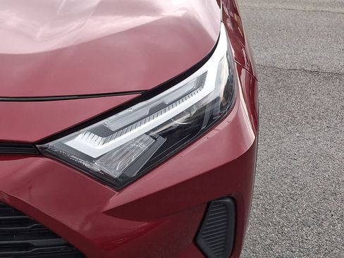 Certified 2025 Toyota RAV4 XLE AWD/4WD image 11