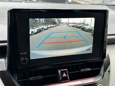 Certified 2025 Toyota Corolla LE image 24