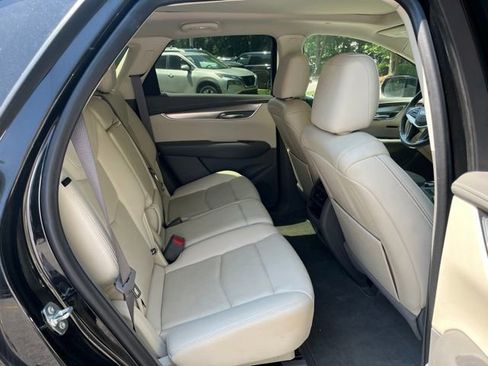 Used 2022 Cadillac XT5 Premium Luxury FWD image 13