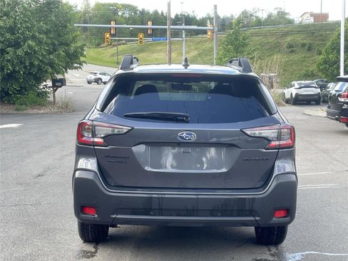 Certified 2025 Subaru Outback Onyx Edition AWD/4WD image 4