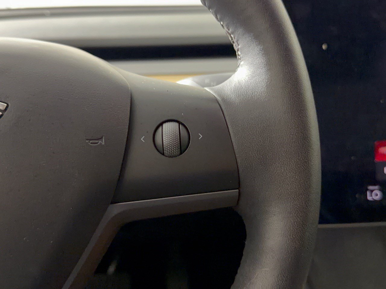 Used 2023 Tesla Model 3 Standard Range RWD image 19