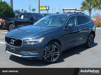 Used 2018 Volvo XC60 T6 Momentum w/ Vision Package