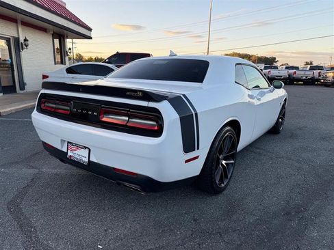 Used 2017 Dodge Challenger R/T Scat Pack w/ Leather Interior Group image 5