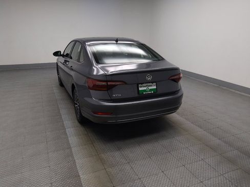 Used 2019 Volkswagen Jetta SE w/ Cold Weather Package FWD image 5