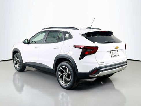 New 2026 Chevrolet Trax LT w/ Driver Confidence Package image 7