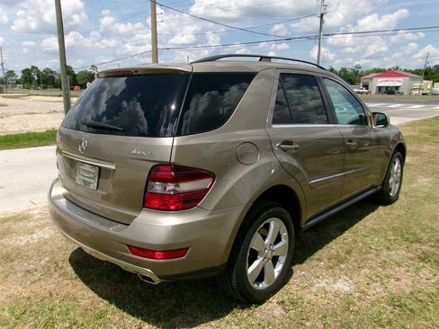 Used 2010 Mercedes-Benz ML 350 4MATIC image 7