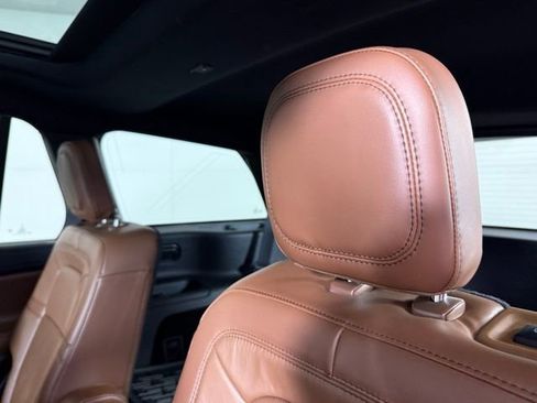 Used 2022 Lincoln Aviator Reserve w/ Equipment Group 201A image 22