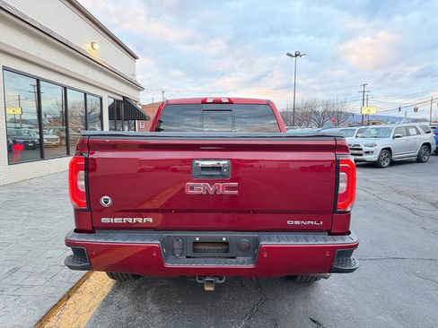 Used 2018 GMC Sierra 1500 Denali w/ Denali Ultimate Package image 8