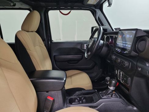 Used 2018 Jeep Wrangler Unlimited Sport S image 21