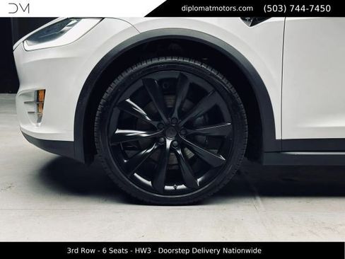Used 2020 Tesla Model X Long Range AWD/4WD image 38